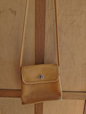 Vintage Coach Crossbody Purse